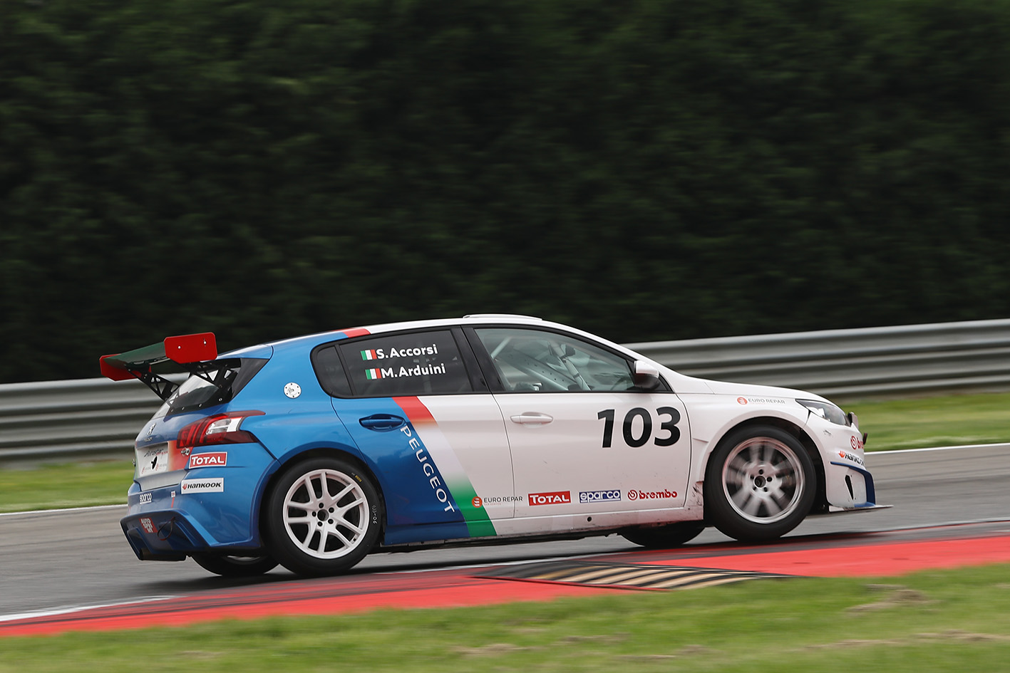Campionatro Italiano Turismo: Stefano Accorsi subito a podio con la Peugeot 308 Racing Cup
