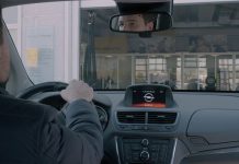 Con “myDigitalService” di Opel, il cliente è sempre informato