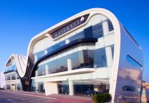 Maserati inaugura un nuovo showroom a Dubai