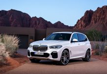 Efficienza di trazione: Nuova BMW X5 xDrive40d e Nuova BMW X6 xDrive40d con motore diesel a sei cilindri in linea e tecnologia Mild Hybrid.