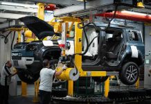 JAGUAR LAND ROVER CONFERMA LA TEMPORANEA SOSPENSIONE DELLA PRODUZIONE NEI SUOI STABILIMENTI DEL REGNO UNITO