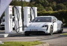 L’espansione della mobilità elettrica passa attraverso Porsche Charging Solutions