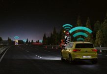 Un grande passo avanti nella sicurezza stradale Premiata la tecnologia Car2X Volkswagen
