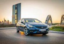 Opel Astra, campionessa di sicurezza -Video-