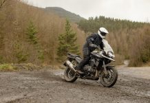 URBAN, TRAVELLER E GLOBETROTTER: TRIUMPH MOTORCYCLES LANCIA I PACCHETTI DI MANUTENZIONE TAKE CARE