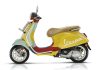 VESPA PRIMAVERA SEAN WOTHERSPOON È ARRIVATA A COLORARE GLI SHOW ROOM DI TUTTA ITALIA