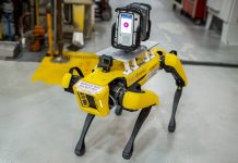 Ford sperimenta l’utilizzo di robot a quattro zampe all’interno dei propri stabilimenti