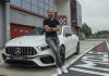 Valtteri Bottas bussa ai cancelli dell’Autodromo Enzo e Dino Ferrari di Imola