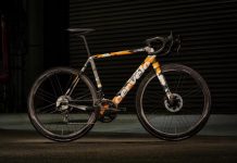 Automobili Lamborghini e Cervélo presentano la nuova bicicletta R5 a edizione limitata