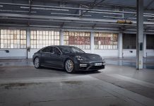 Porsche presenta i nuovi modelli Panamera con potenza fino a 700 CV