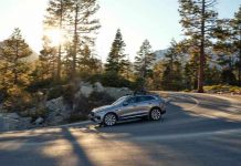 NUOVA JAGUAR F-PACE: LUSSUOSA, CONNESSA, ELETTRIFICATA