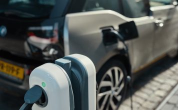 L’Autonomia Globale dei Veicoli Elettrici non è mai stata così alta come nell’ultimo trimestre del 2020, secondo l’Automotive Electrification Index di AlixPartners