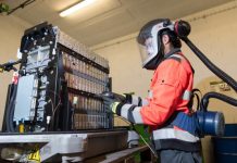 IL GRUPPO RENAULT, VEOLIA E SOLVAY UNISCONO LE LORO FORZE PER RICICLARE A CIRCUITO CHIUSO I METALLI DELLE BATTERIE ELETTRICHE A FINE VITA