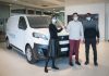 CONSEGNATO IL NUOVO PEUGEOT e-EXPERT AL VINCITORE DELLA PUNTATA SUI RISTORANTI MILANESI CON DELIVERY DI “ALESSANDRO BORGHESE 4 RISTORANTI”
