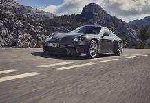 La nuova Porsche 911 GT3 con pacchetto Touring