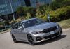 BMW 320e Touring, la piccola ibrida plug-in della Serie 3 rappresenta una valida alternativa per l’auto familiare e aziendale