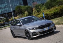 BMW 320e Touring, la piccola ibrida plug-in della Serie 3 rappresenta una valida alternativa per l’auto familiare e aziendale