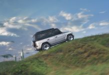 Stronger than time: Mercedes-Benz Classe G pronta per l’era della mobilità elettrica