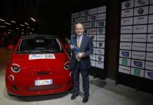 La Fiat Nuova 500 è Auto Europa 2022