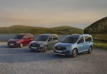 Ford presenta il nuovo Tourneo Connect, multi-activity vehicle, spazioso e versatile per il lavoro e per il divertimento di tutta la famiglia