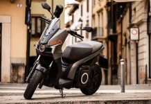 SEAT MÓ debutta all’EICMA 2021 nell’area destinata alla mobilità urbana di Dueruote