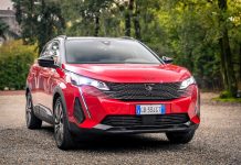 PEUGEOT 3008 HYBRID
IDENTIKIT DEL SUV IDEALE PER LA FAMIGLIA MODERNA