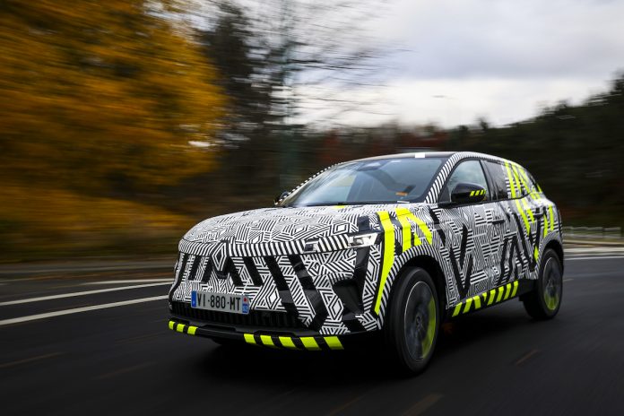 AUTO - RENAULT HHN