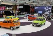 RENAULT FESTEGGIA IL 50° ANNIVERSARIO DI RENAULT 5 AL SALONE RÉTROMOBILE