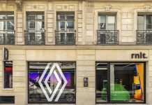 RNLT©: IL NUOVO FORMAT DI DISTRIBUZIONE COMPATTO ED IMMERSIVO DI RENAULT