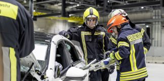 Mercedes MB4Rescue: auto moderne per addestrare i vigili del fuoco
