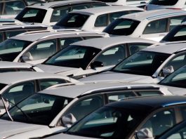 Mercato Auto UE Gennaio 2026: -3,9% ma volano le Elettriche al 19,3%
