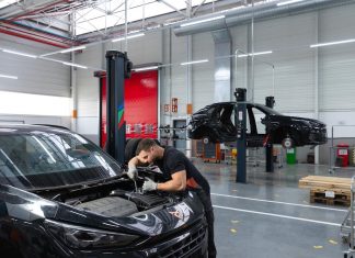 SEAT e CUPRA aprono il Circular Economy Hub: riuso green a Barcellona.