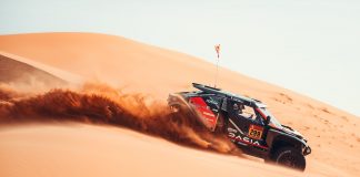 Dune e navigazione decidono: Dacia guida la Dakar 2026 al giro di boa