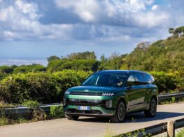 Hyundai IONIQ 9: L’Ammiraglia Elettrica che Ridefinisce il Comfort Premium