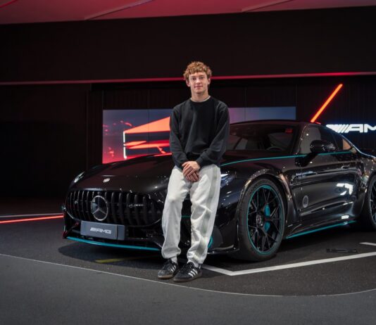 Mercedes-AMG GT 63 PRO Motorsport: la nuova auto di Kimi Antonelli