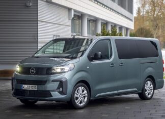 Zafira, nuovo turbodiesel Euro 6e: 400 Nm, AT8 e prezzo da 43.250 euro