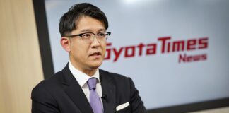 Toyota riorganizza il vertice: Kon nuovo CEO, Sato guida la strategia industriale