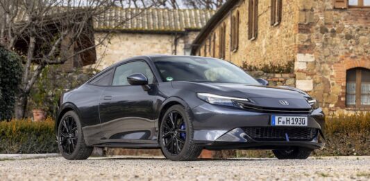 Nuova Honda Prelude: il ritorno dell’iconica coupé ibrida e:HEV