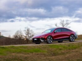 Nuova Hyundai IONIQ 6: Autonomia fino a 680 km e ricarica 800V