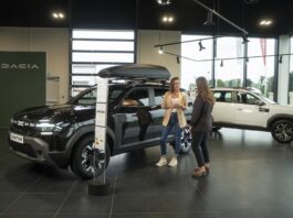 Renault Group lancia futuREady: 36 nuovi modelli e rivoluzione AI